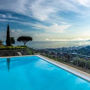3* Frühstückspension Gaia - Luxury Villa, Pool & Wellness